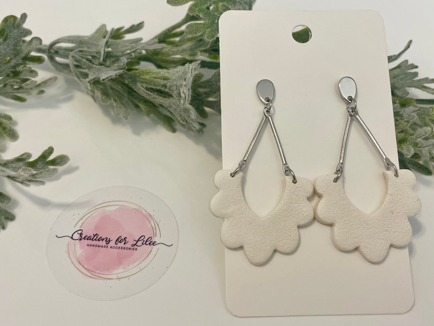 Clay Earrings - White Scalloped Arch Earrings