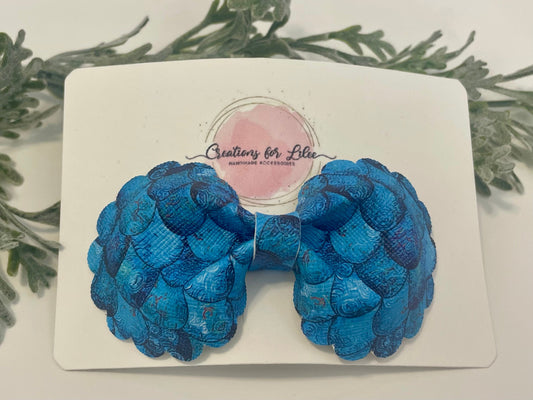 Rounded Bowtie Hair Bow with Scalloped Edges - Blue Mermaid