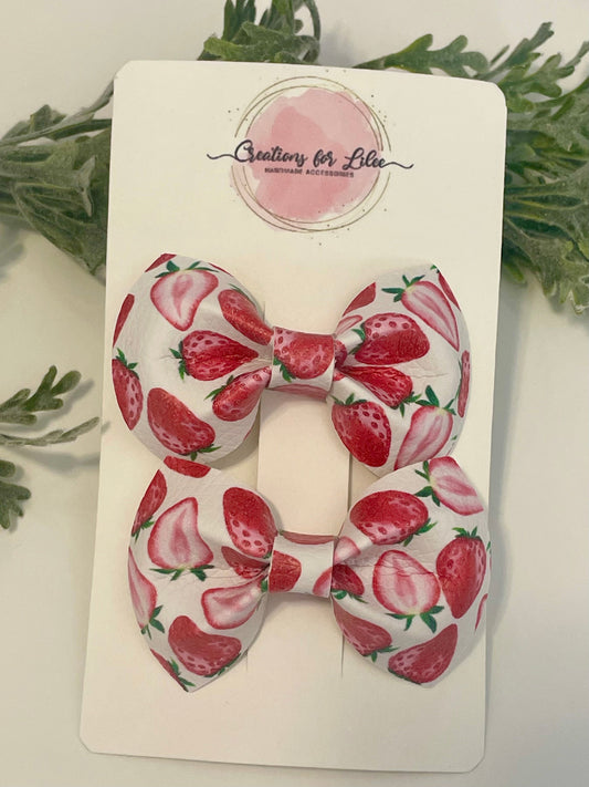 Pigtail Bows - Strawberries