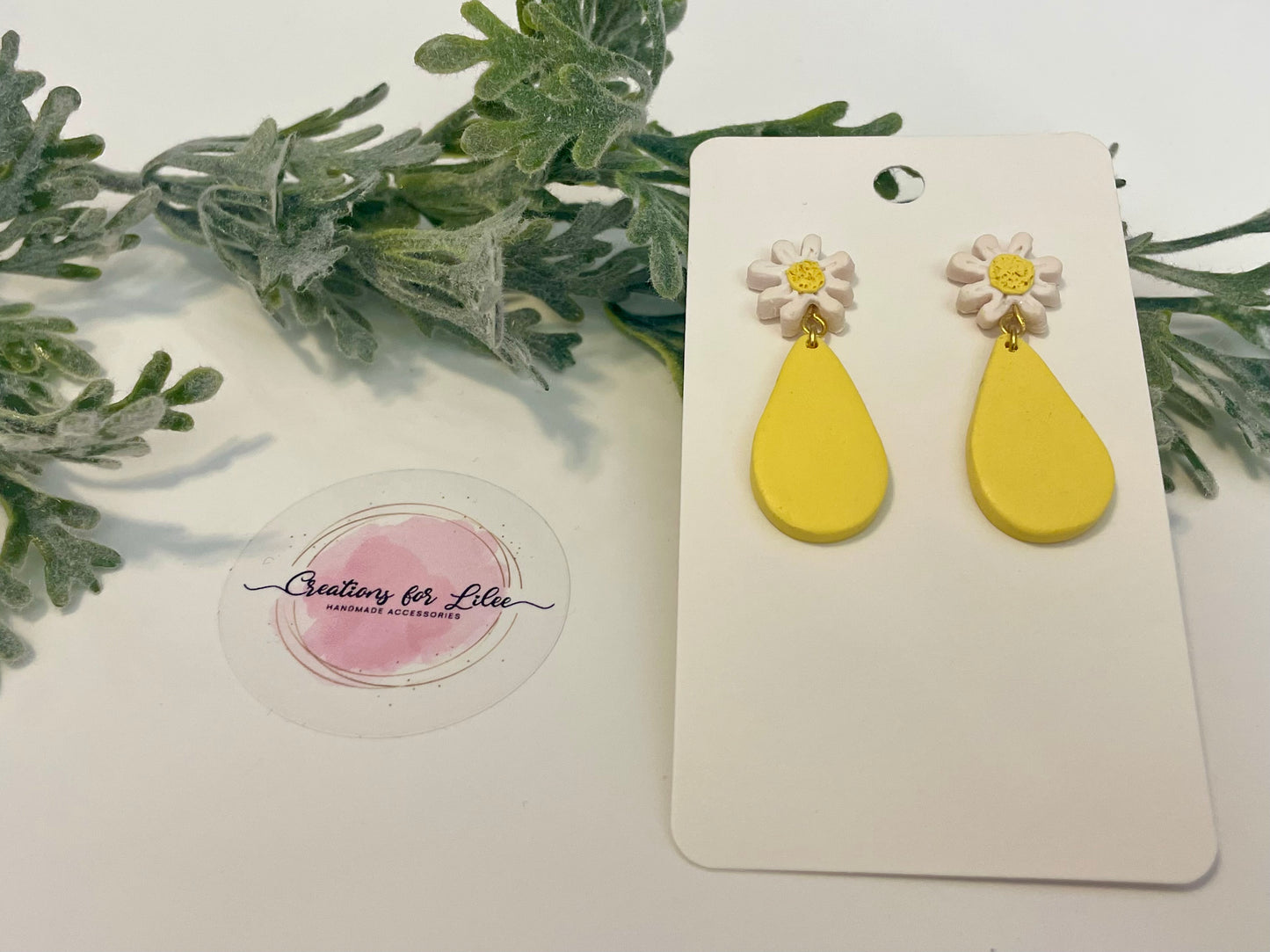 Clay Earrings - Daisy & Yellow Drop Earrings