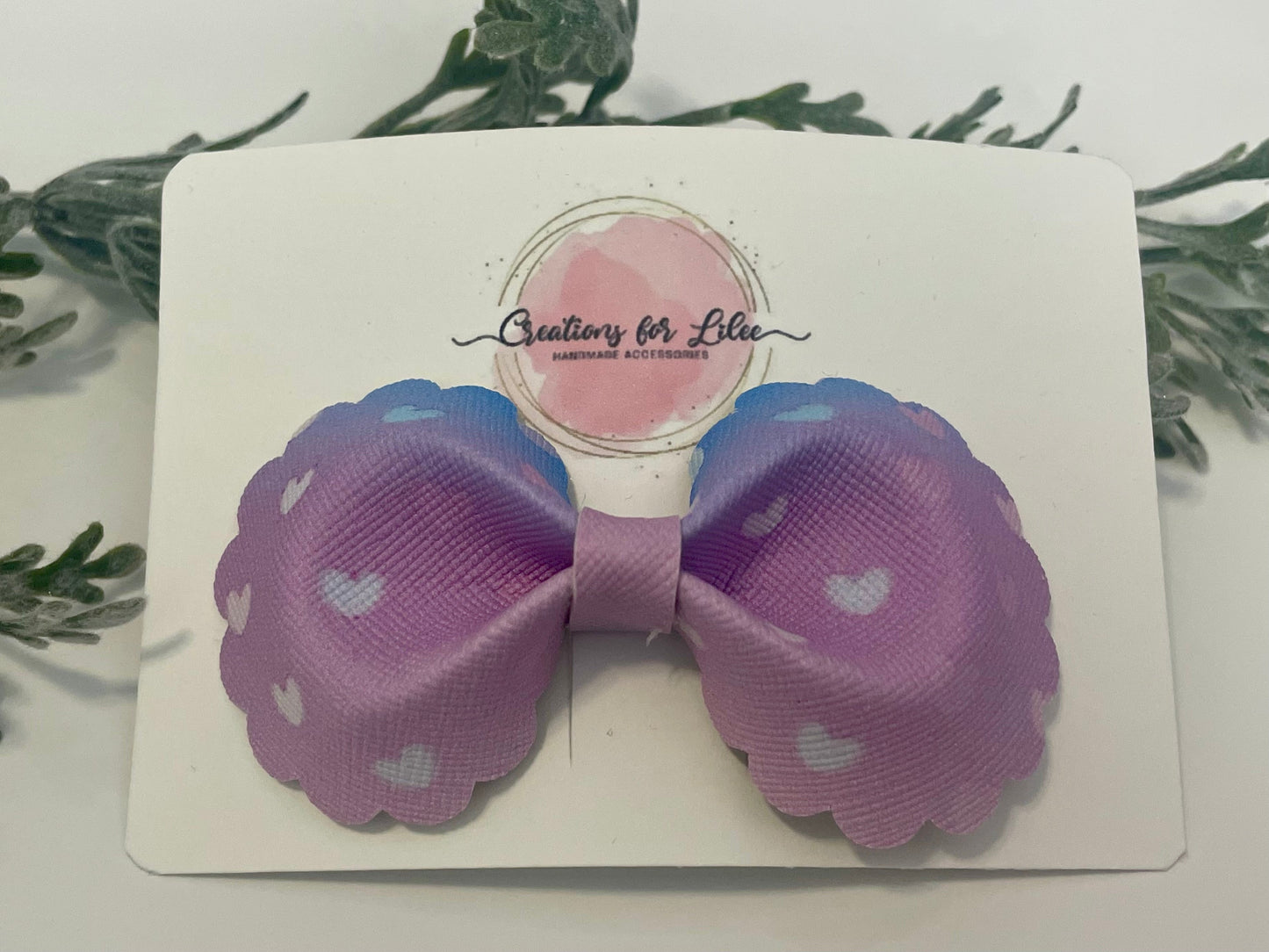 Rounded Bowtie Hair Bow with Scalloped Edges - Pink & Blue Heart Ombre