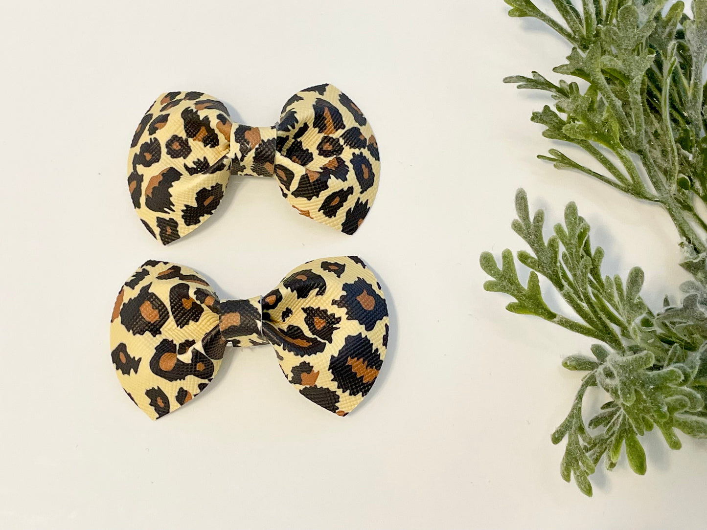 Pigtail Bows - Leopard