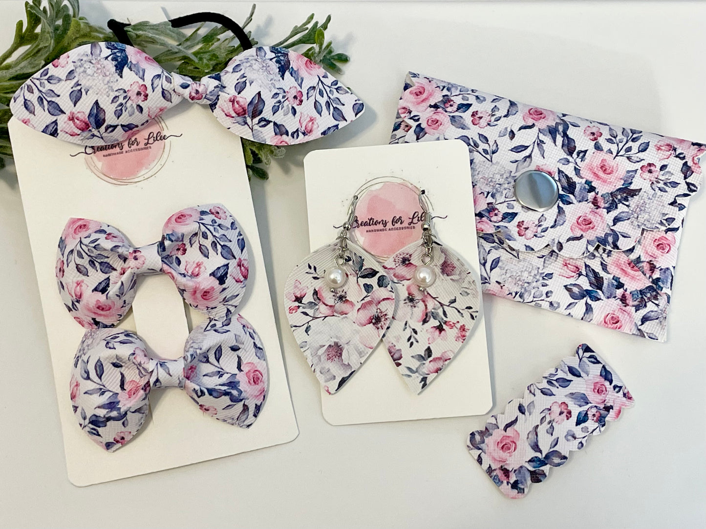 Nylon Headband with Leatherette Bow - Pink & Grey Floral