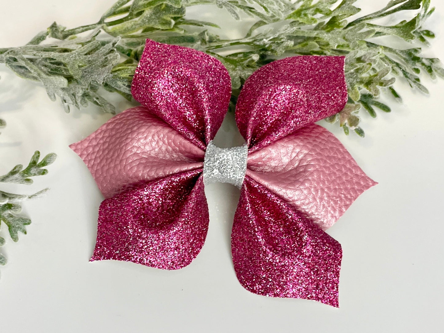 Poinsettia Pinch Hair Bow