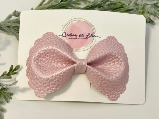 Bowtie Hair Bow with Scalloped Edges - Metallic Pink