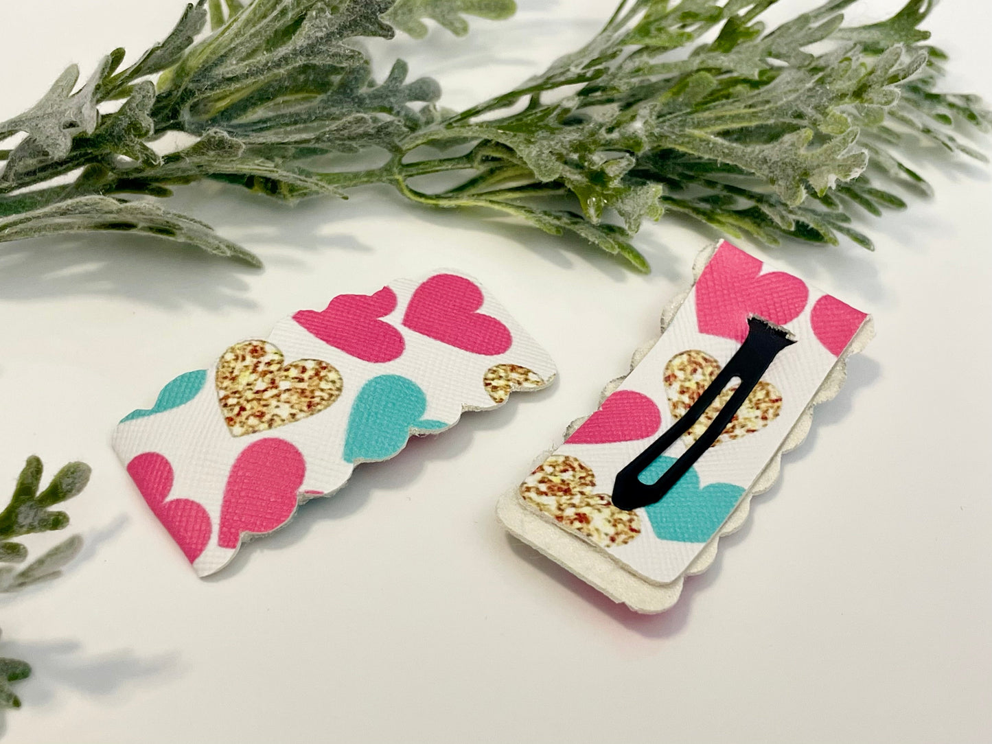 Leatherette Snap Clips - 2-Pack Pink, Teal & Gold Hearts