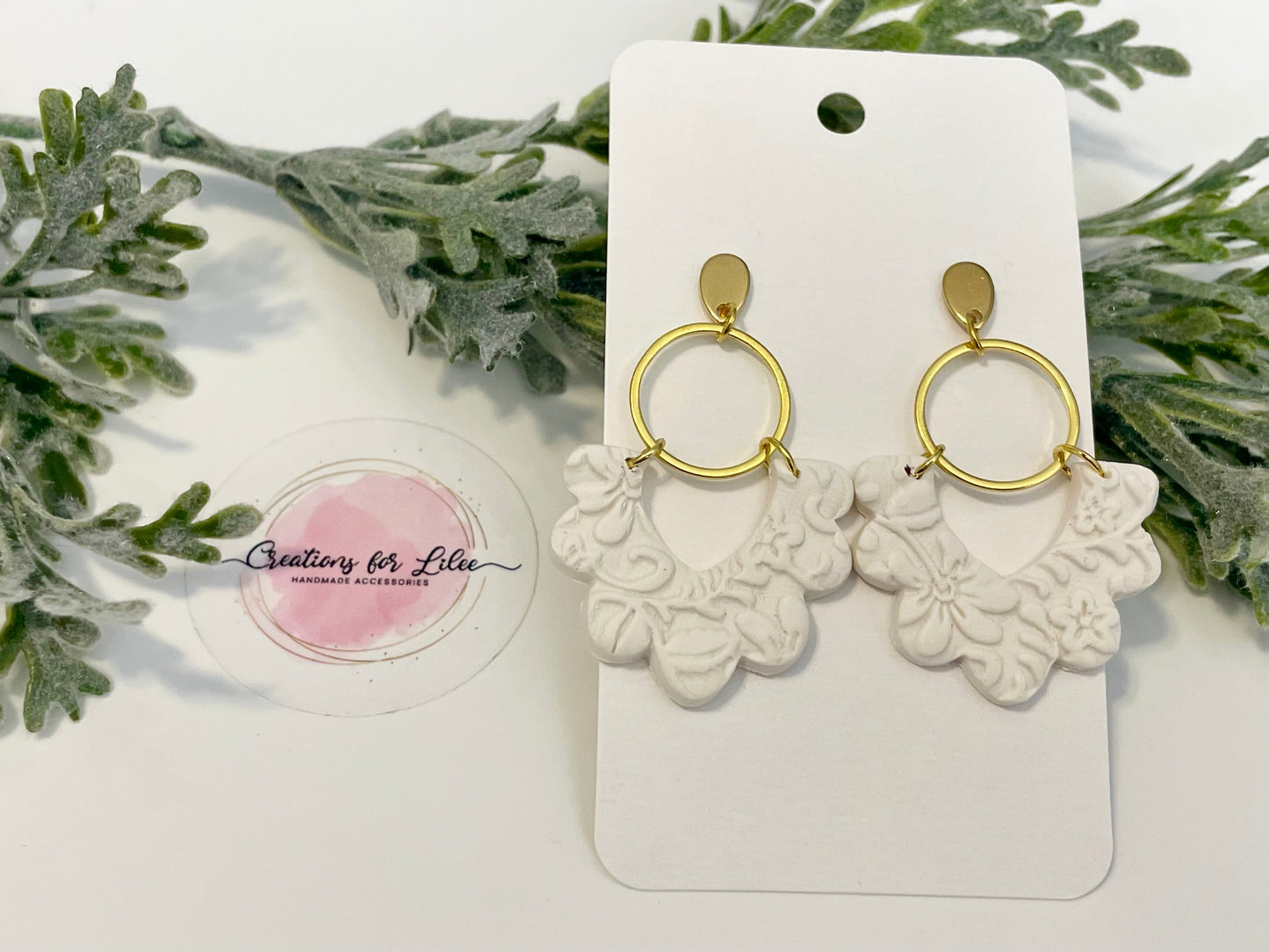 Clay Earrings - White Textured Scalloped Arch Earrings